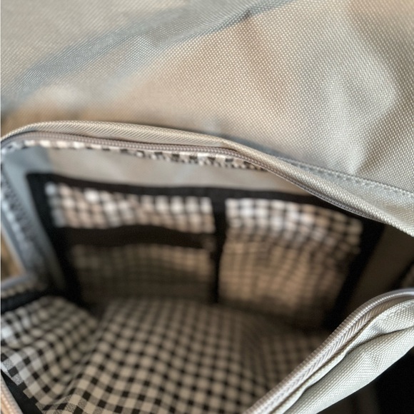 STEVE MADDEN Unisex Backpack - Picture 4 of 9